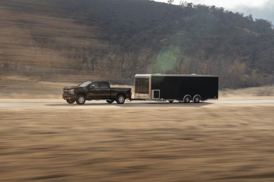  Chevrolet Silverado 2500HD High Country Crew Cab 2019 года  (фото 16 из 22)